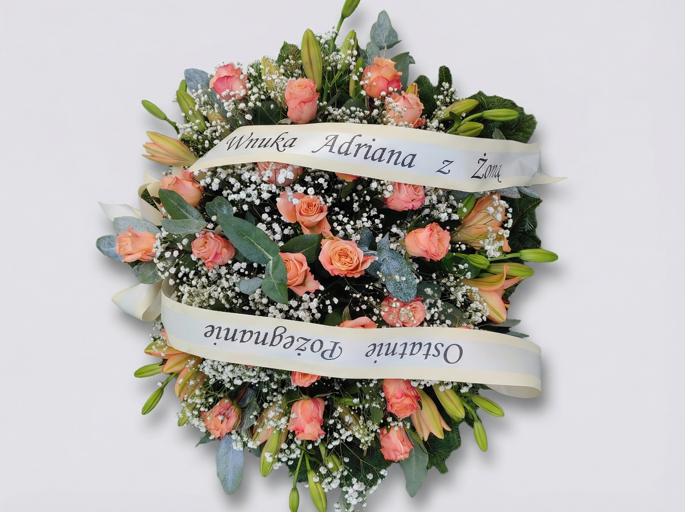 Wieniec Łososiowe Róże i Lilie - Wieniec pogrzebowy - Kwiaciarnia Pogrzebowa dostawa Jastrzębie-Zdrój, Rybnik, Żory
